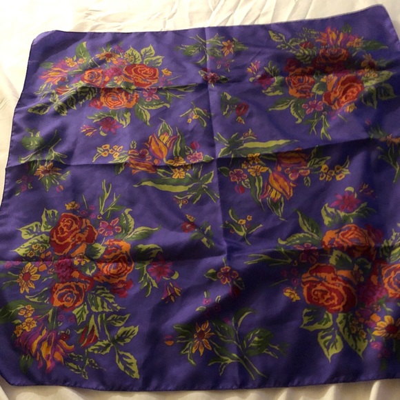 Scarves - Picture 1 of 2